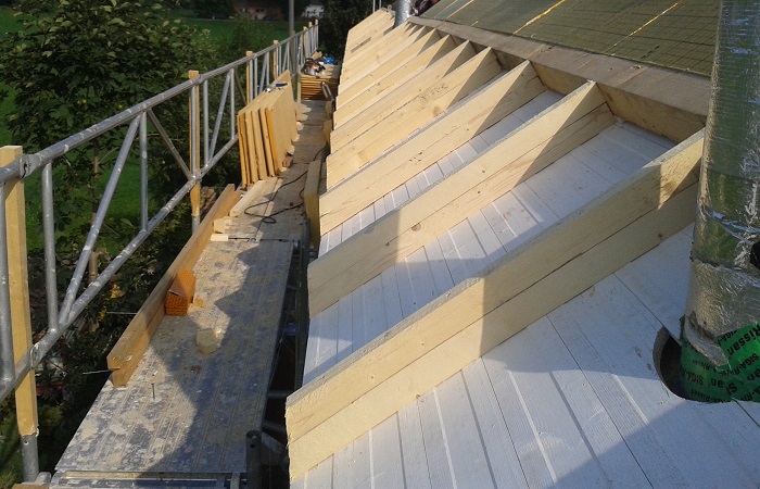 3Hohenausgleich an der Traufe